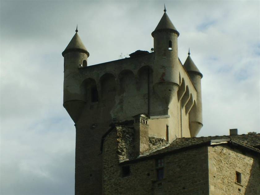 St Pierre Castle