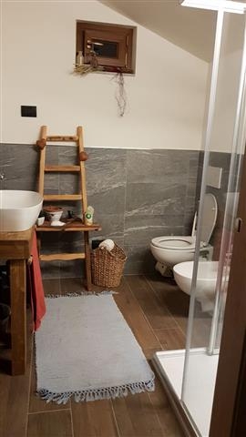 Bathroom, top floor